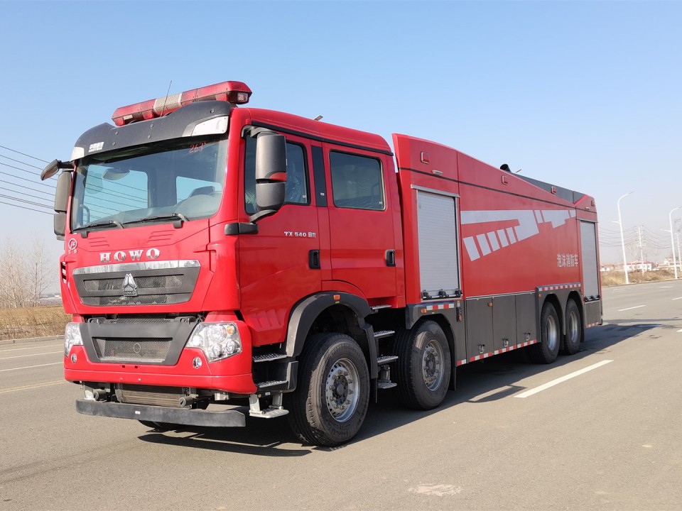 豪沃前四后八泡沫消防車(chē)(18噸)